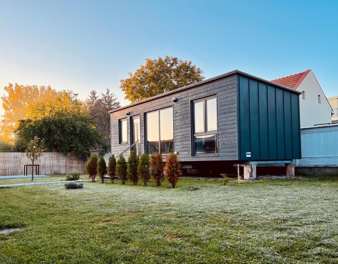 Tîrgu Secuiesc Pixel - Tiny Campus 빌라 외부 사진